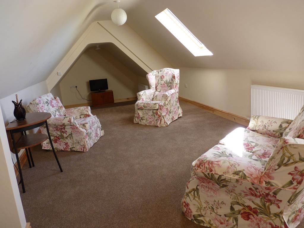 Old Police House Bed and Breakfast Haverfordwest Kamer foto